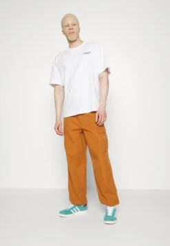 Pequs Graphic Unisex- Camiseta Estampada - White 13 Pequs Graphic Unisex- Camiseta Estampada - White -Blends Moda Tienda 09cb8f3781f94b90809c89a7f42c3c03