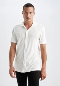 DeFacto Regular Fit - Camisa - Ecru