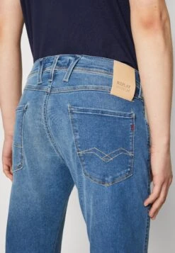 Replay Anbass Pants Hyperflex Original - Vaqueros Slim Fit - Medium Blue 11 Replay Anbass Pants Hyperflex Original - Vaqueros Slim Fit - Medium Blue -Blends Moda Tienda 124b1b9828364559adb9310ac585b5cd