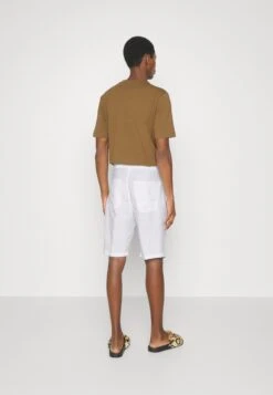 120% Lino Bermuda - Shorts - White -Blends Moda Tienda 250bb4fac434414ea763f5c10b50c664