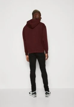WEEKDAY Oversized Hoodie - Jersey Con Capucha - Dark Red -Blends Moda Tienda 2f377bba02684ca585ddff199569d747