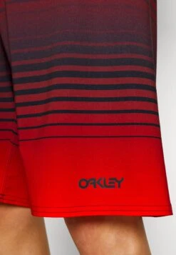 Oakley Fade Out- Bañador - Black/Red -Blends Moda Tienda 3bf3c0d146ed458cb16ea1de1edb1206