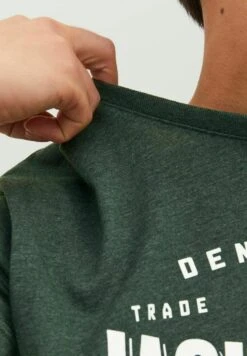 Jack & Jones Logo - Camiseta Estampada - Mountain View -Blends Moda Tienda 3f6852d5834e499ea9ab50b0fb2b9aee