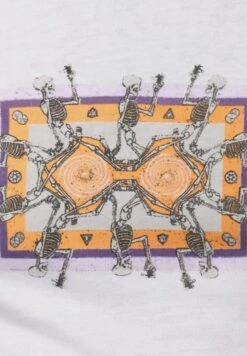 Camiseta Estampada - Blanc -Blends Moda Tienda 4ff5f9a3afc24839975d9bf4f2fd486e