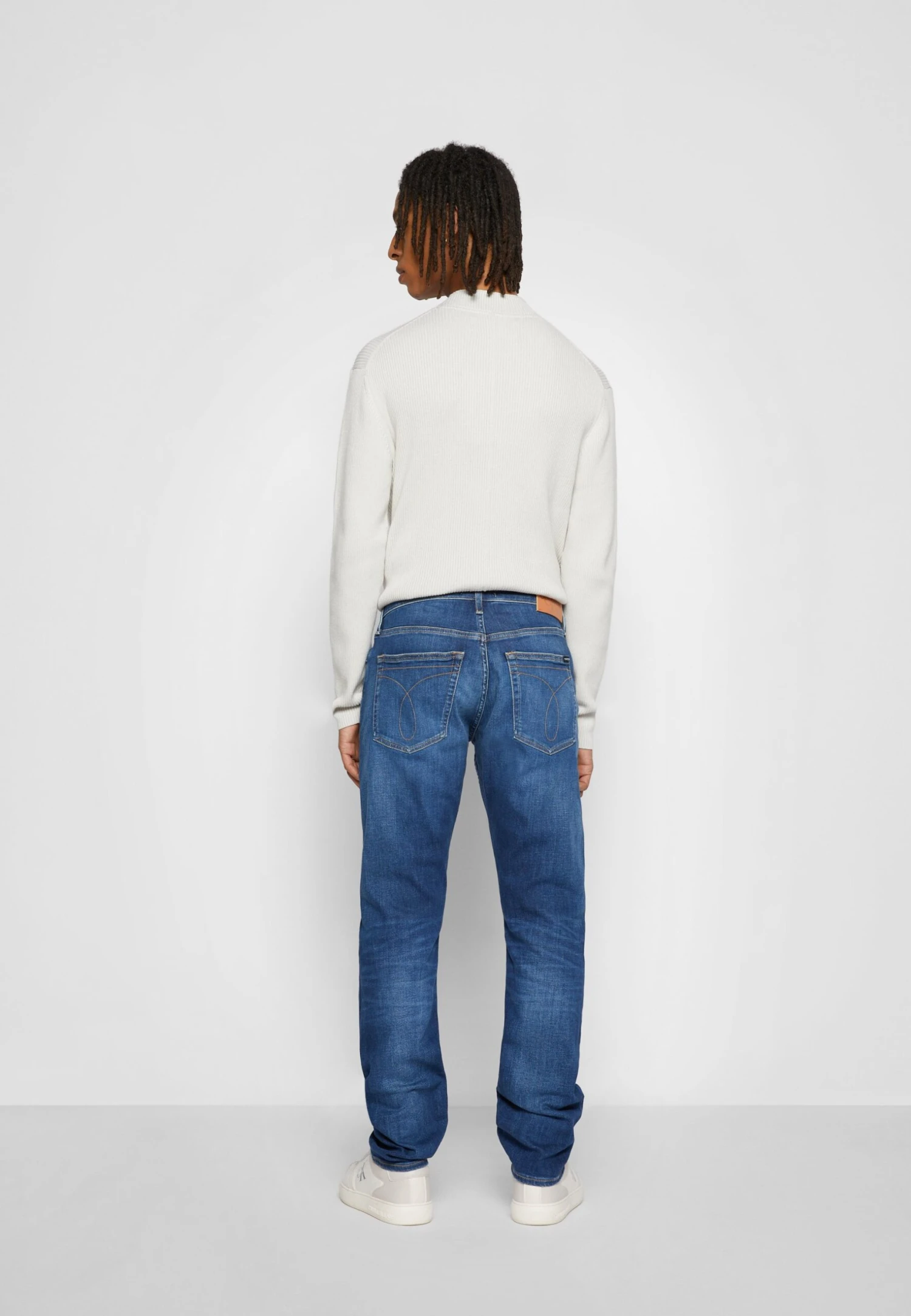 Calvin Klein Jeans Slim - Vaqueros Slim Fit - Mid Blue 3 Calvin Klein Jeans Slim - Vaqueros Slim Fit - Mid Blue - Imagen 3