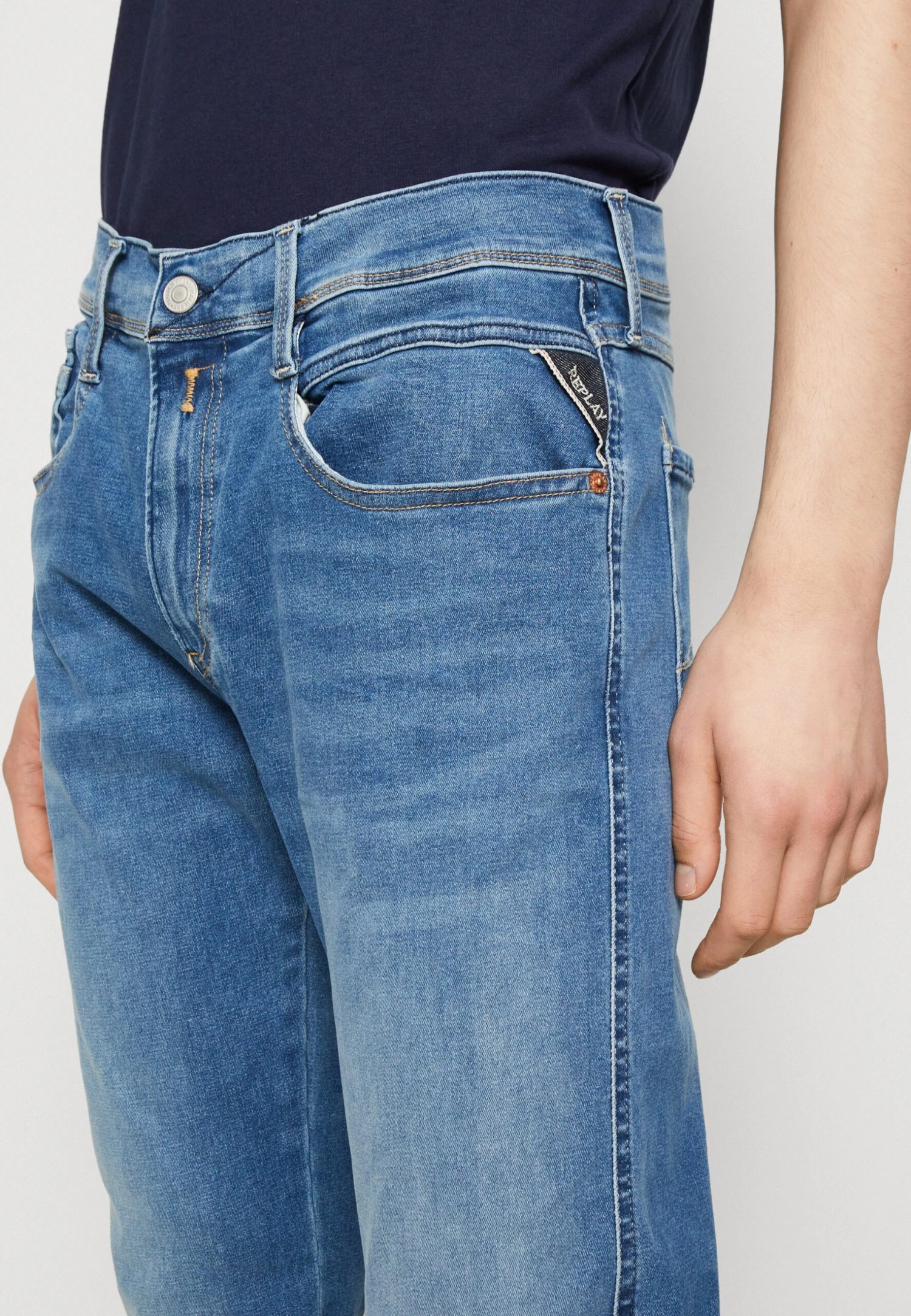 Replay Anbass Pants Hyperflex Original - Vaqueros Slim Fit - Medium Blue 4 Replay Anbass Pants Hyperflex Original - Vaqueros Slim Fit - Medium Blue - Imagen 4