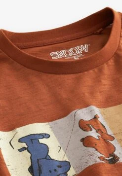 Next Snoopy License Standard - Camiseta Estampada - Rust Brown -Blends Moda Tienda 6afb4fc0a0b94f76b9a453f931708360