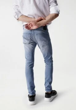 Vaqueros Slim Fit - Blue -Blends Moda Tienda 7c482e8a76c64c72b7d6522684cce6b0