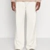 Equinox Pants - Pantalones - Cream