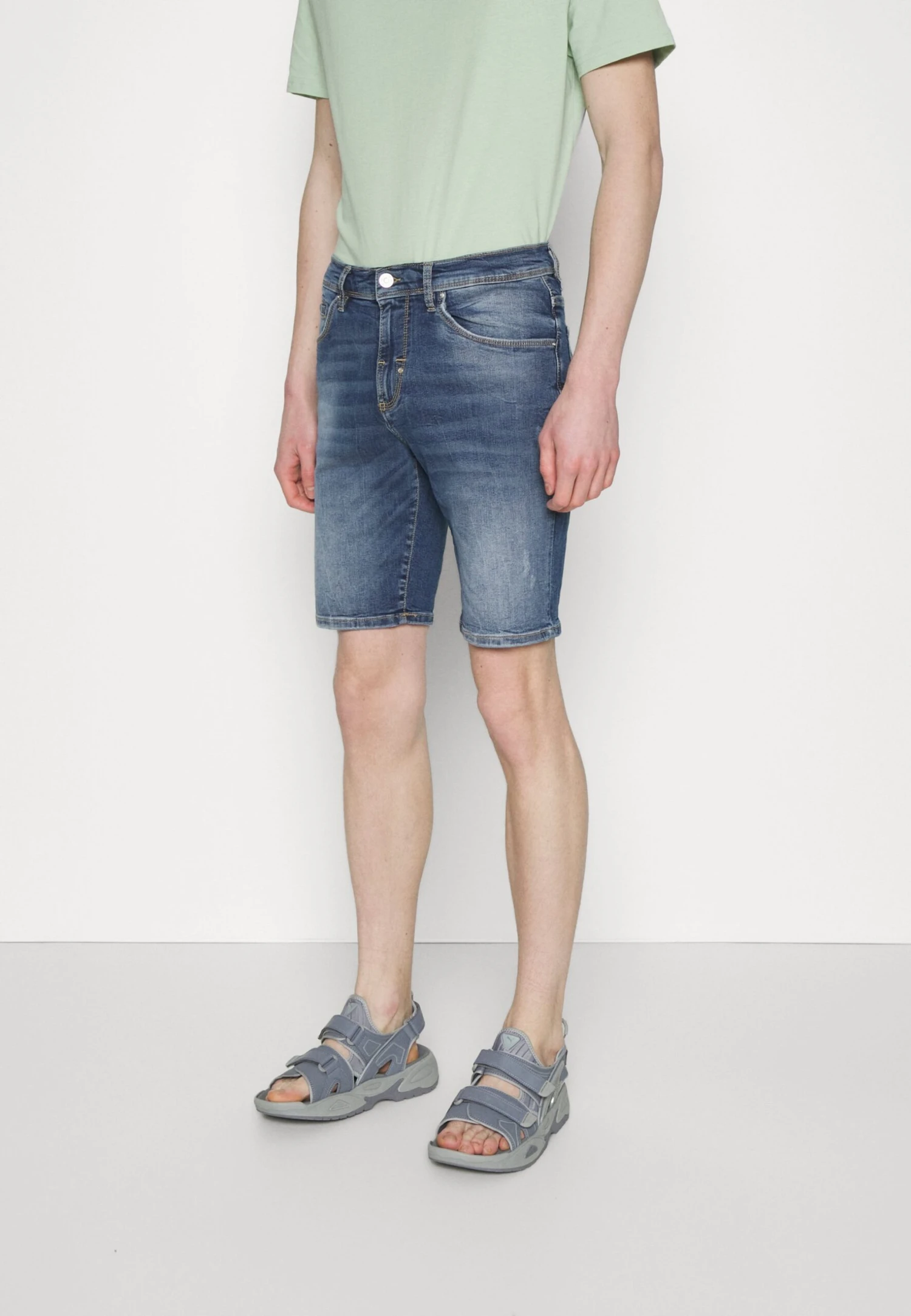 Antony Morato Shorts Dave Skinny Fit In Stretch Denim - Shorts Vaqueros - Blu Denim 1 Antony Morato Shorts Dave Skinny Fit In Stretch Denim - Shorts Vaqueros - Blu Denim