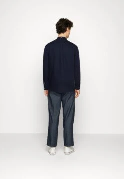 Lyle & Scott Oxford - Camisa - Dark Navy 7 Lyle & Scott Oxford - Camisa - Dark Navy -Blends Moda Tienda 91b5bcb9e7a440c4abbf5fdefce71ad6