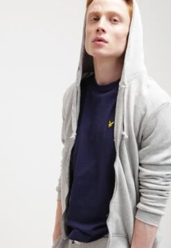 Lyle & Scott Camiseta Básica - Navy -Blends Moda Tienda 9c76e41027d24f2ca45a9009a07a3994