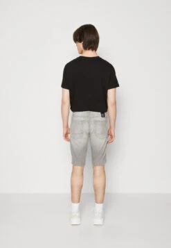 Denham Razor - Shorts Vaqueros - Grey Denim -Blends Moda Tienda a36d72db2a63436e81c123f8422f6e89