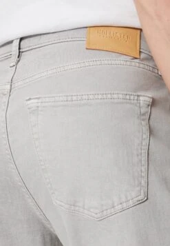 Hollister Co. Overdye - Vaqueros Slim Fit - Light Grey -Blends Moda Tienda ad9cc9beed314f76b56f6cd319496272