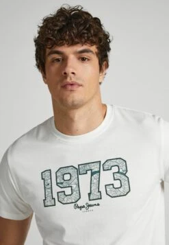Pepe Jeans Wyatt - Camiseta Estampada - Off White -Blends Moda Tienda b1f32b78f7b14ee59d5e70a1fba88d67