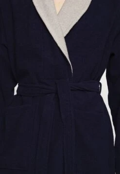 Pier One Shawl Towel Bathrobe - Albornoz -Dark Blue -Blends Moda Tienda b2d1f380240f4cd8892f17a5c0efe1d5