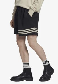 Adidas Originals New C - Shorts - Black