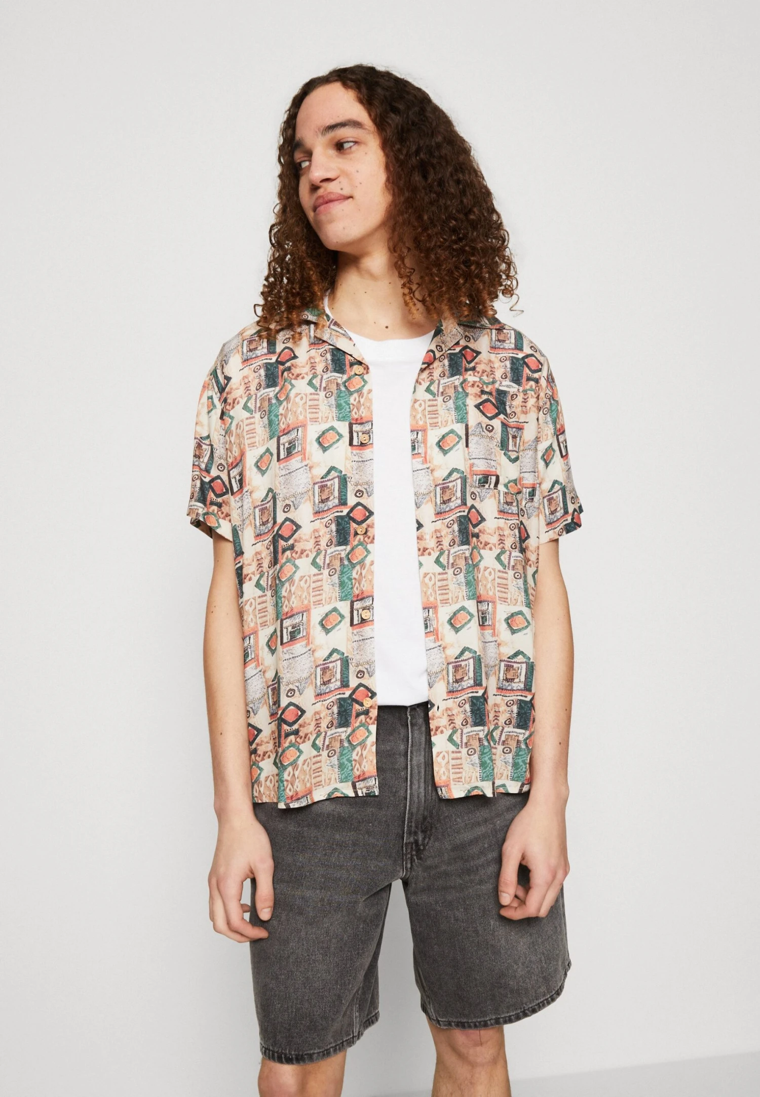 Kaotiko Shirt Alejandria Unisex - Camisa - Beige 4 Kaotiko Shirt Alejandria Unisex - Camisa - Beige - Imagen 4