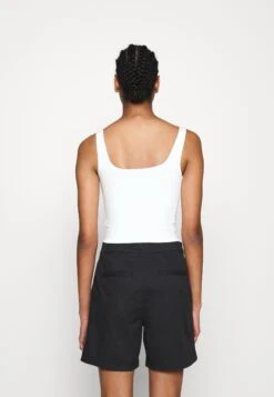 Crop Brami - Top - New Offwhite -Blends Moda Tienda c14f5e1637634084b1b23cd9d74020ed