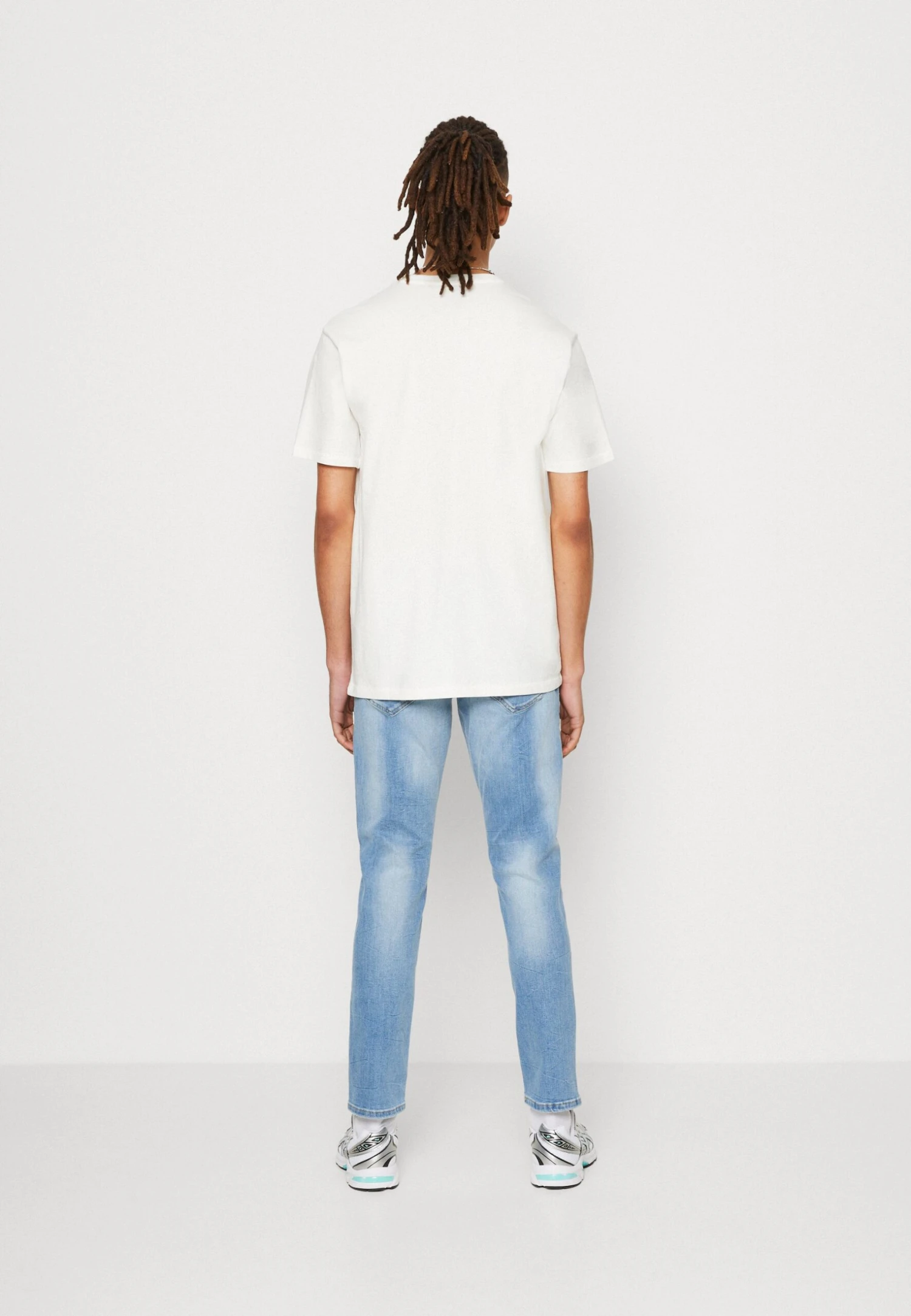 Only & Sons Onshardy Tee - Camiseta Estampada - Cloud Dancer 3 Only & Sons Onshardy Tee - Camiseta Estampada - Cloud Dancer - Imagen 3