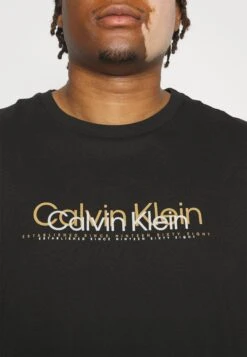Calvin Klein Double Flock Logo - Camiseta Estampada - Black -Blends Moda Tienda e1380e9a037047688f41dbd13c6baf8d