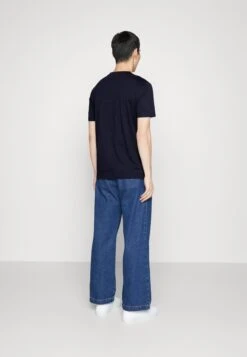 Boss Tee Shark - Camiseta Estampada - Dark Blue -Blends Moda Tienda f1af98b7339245a384fb9652af52b025